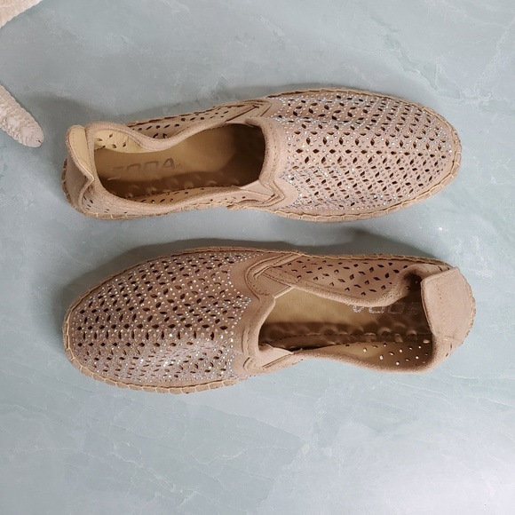 New Beige Rhinestone Espadrille Slip On Flats - Picture 6 of 7